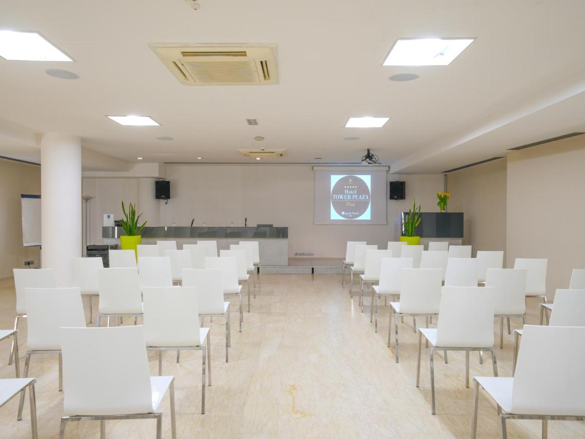 Отель Pisa Tower Plaza Экстерьер фото The conference room